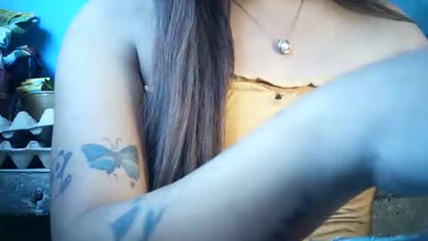 Snapshot of vannisa_xx chatting on 05-03-26, 02:50 vannisa xx online show from 05-03-26, 02:50