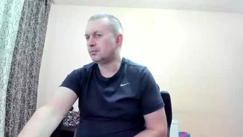 vano_822 online show from 11-28-25, 07:49