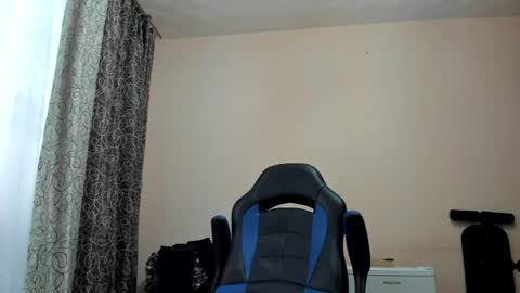 Snapshot of vano_822 chatting on 04-09-26, 05:51 vano_822 online show from 04-09-26, 05:51