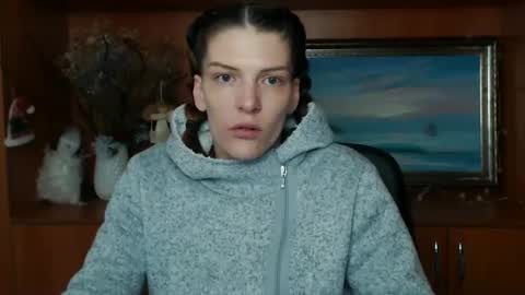 Vanessa online show from 02-17-25, 08:52