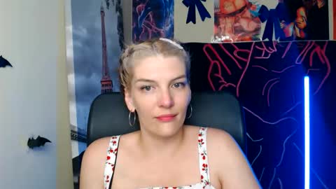 Vanessa online show from 05-22-26, 03:28
