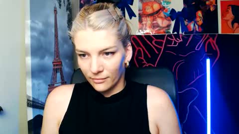 Vanessa online show from 05-26-26, 04:47