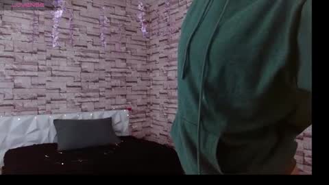 Karuna online show from 09-17-25, 06:20