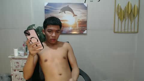 Snapshot of vanxxx2005 chatting on 12-14-24, 07:46 vanxxx2005 online show from 12-14-24, 07:46