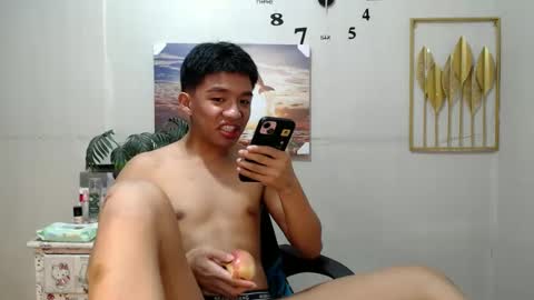 Snapshot of vanxxx2005 chatting on 12-20-24, 01:54 vanxxx2005 online show from 12-20-24, 01:54