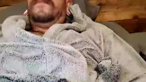 Snapshot of vanyllaice chatting on 09-30-25, 12:10 Vanyllaice online show from 09-30-25, 12:10