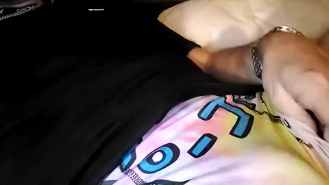 Snapshot of vanyllaice chatting on 12-21-25, 05:14 Vanyllaice online show from 12-21-25, 05:14