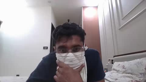 varunagg92 online show from 04-16-26, 04:46