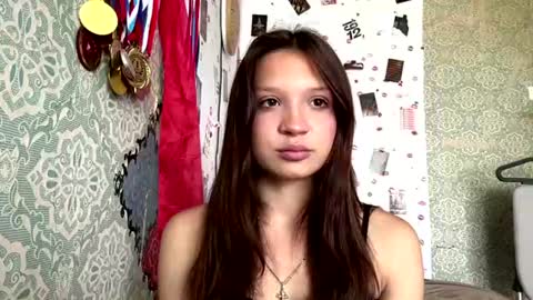 Snapshot of vasilikigravely chatting on 07-11-26, 06:38 Anny online show from 07-11-26, 06:38