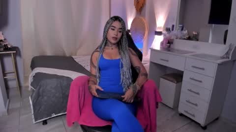 Vayolett Bass online show from 12-20-25, 05:36