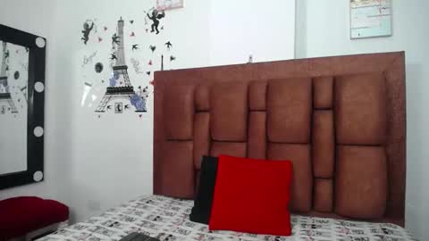 Snapshot of vbleerper chatting on 10-07-25, 12:02 Bleer online show from 10-07-25, 12:02