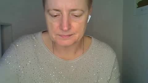 vea_motty online show from 12-18-25, 08:20