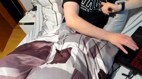 Snapshot of veganbadass6969 chatting on 09-15-25, 05:57 D online show from 09-15-25, 05:57