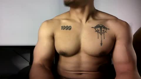 Snapshot of vegasluv702 chatting on 06-20-26, 03:20 Vegas Love online show from 06-20-26, 03:20