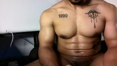 Snapshot of vegasluv702 chatting on 07-12-26, 02:57 Vegas Love online show from 07-12-26, 02:57