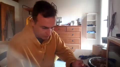 vegboy87 online show from 11-18-25, 04:55