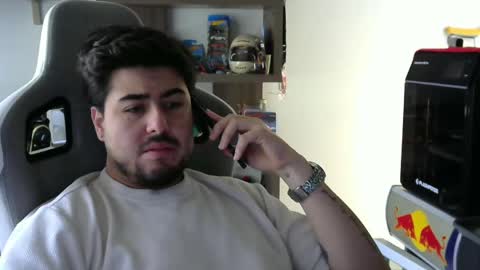 Snapshot of veils24 chatting on 04-20-26, 04:21 Charles online show from 04-20-26, 04:21