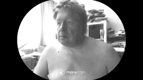 Snapshot of vejun2025 chatting on 04-29-26, 05:33 vejun2025 online show from 04-29-26, 05:33