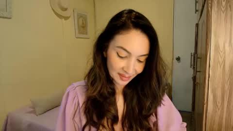 veka_lourens online show from 12-19-25, 04:36