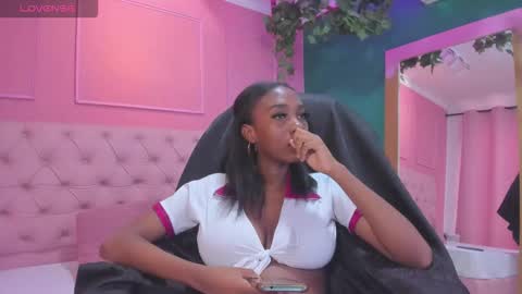 Snapshot of velez_isa chatting on 02-21-26, 01:12 velez_isa online show from 02-21-26, 01:12