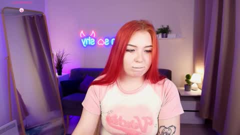 Snapshot of velissealace chatting on 11-03-25, 01:12 Alice online show from 11-03-25, 01:12