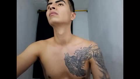 Snapshot of velk_hot1 chatting on 01-06-25, 11:52 velk_hot1 online show from 01-06-25, 11:52