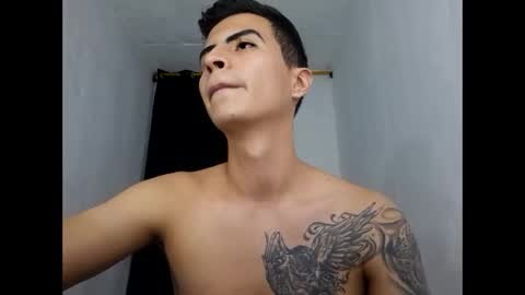 Snapshot of velk_hot1 chatting on 01-15-25, 12:51 velk_hot1 online show from 01-15-25, 12:51