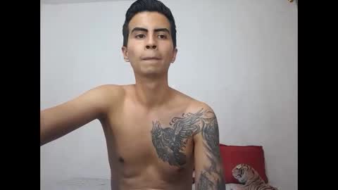 Snapshot of velk_hot1 chatting on 02-15-25, 02:37 velk_hot1 online show from 02-15-25, 02:37