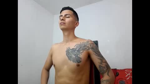 Snapshot of velk_hot1 chatting on 02-19-25, 04:44 velk_hot1 online show from 02-19-25, 04:44