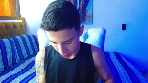 Snapshot of velk_hot1 chatting on 03-06-26, 01:18 velk_hot1 online show from 03-06-26, 01:18