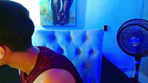 Snapshot of velk_hot1 chatting on 03-20-26, 04:01 velk_hot1 online show from 03-20-26, 04:01