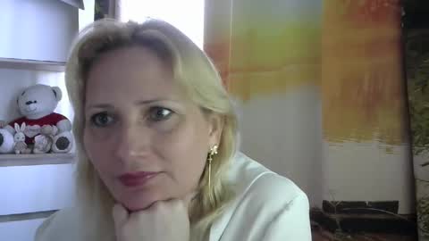 velka_raspberry online show from 05-06-26, 08:08
