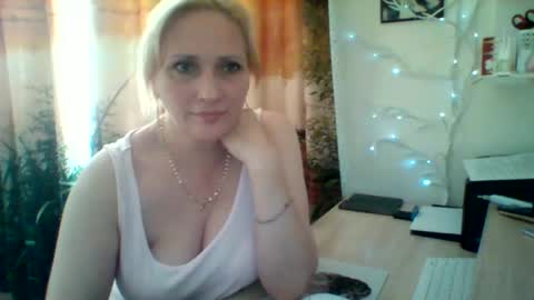 Snapshot of velka_raspberry chatting on 07-09-26, 05:17 velka_raspberry online show from 07-09-26, 05:17