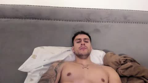 Emm online show from 03-03-26, 04:18