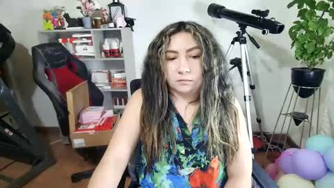 Snapshot of vellarossa chatting on 11-09-25, 06:55 Im VelaI will be Christmas and New Year with my family December 22 to January 13 I will miss you guys. online show from 11-09-25, 06:55