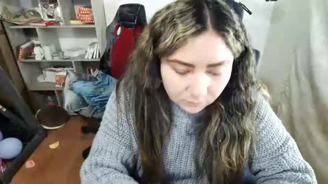 Snapshot of vellarossa chatting on 11-26-25, 10:44 Im VelaI will be Christmas and New Year with my family December 22 to January 13 I will miss you guys. online show from 11-26-25, 10:44