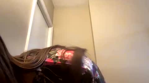 Snapshot of velmaxshaggy chatting on 03-06-25, 07:32 velmaxshaggy online show from 03-06-25, 07:32