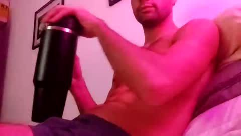 Snapshot of velocito22 chatting on 04-14-26, 04:18 Velocito22 online show from 04-14-26, 04:18