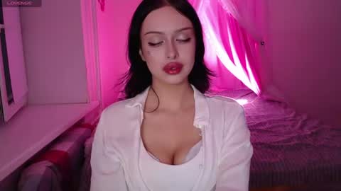 Snapshot of veloravexis chatting on 06-10-26, 05:34 Velora online show from 06-10-26, 05:34