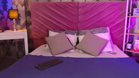 Snapshot of velori_fg chatting on 03-16-26, 12:31 valeria online show from 03-16-26, 12:31