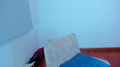 Snapshot of velourmuse chatting on 06-14-26, 02:24 Sara online show from 06-14-26, 02:24
