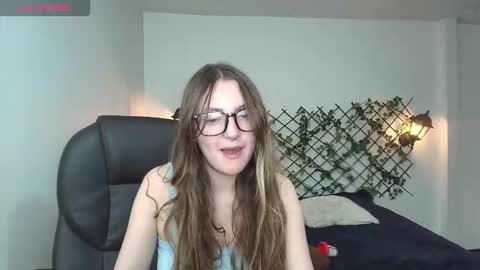 Sophi  online show from 03-17-26, 12:26
