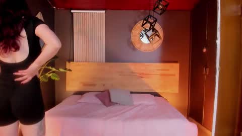 Snapshot of velvet_dreams_ chatting on 02-13-26, 12:23 Isabella online show from 02-13-26, 12:23