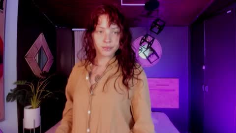 Snapshot of velvet_dreams_ chatting on 02-24-26, 11:41 Isabella online show from 02-24-26, 11:41