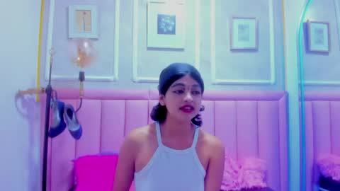 Snapshot of velvet_giirll chatting on 06-08-26, 01:22 velvet_giirll online show from 06-08-26, 01:22
