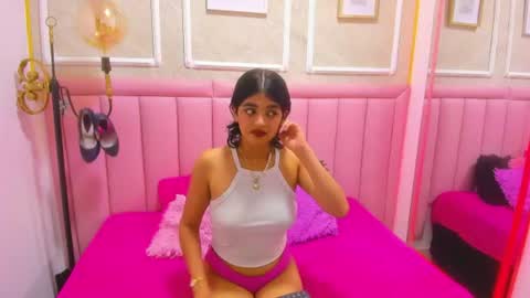 Snapshot of velvet_giirll chatting on 07-07-26, 01:37 velvet_giirll online show from 07-07-26, 01:37