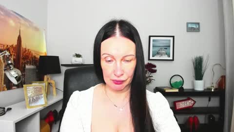 Jasmine online show from 09-25-25, 06:50