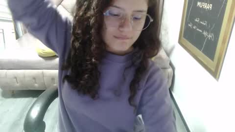 velvet_moon_v online show from 11-25-25, 01:22