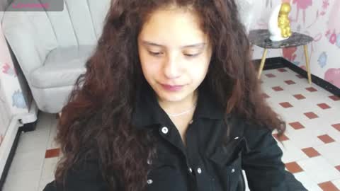 velvet_moon_v online show from 04-01-26, 01:12