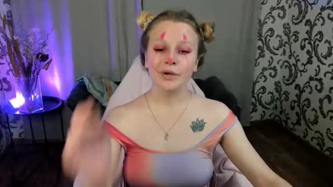 velvet_peach_ online show from 10-25-25, 12:13